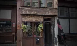 Brüksel'in en küçük evinin ilginç geçmişi: Lanet mi, yoksa sadece bir tesadüf mü?