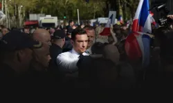 Fransa'nın en genç lideri: 29 yaşında Cumhurbaşkanlığı yarışına hazırlanıyor!