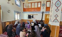 Sağlık ekiplerinden mahalle mahalle bulaşıcı hastalıklarla mücadele