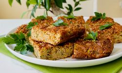 Hamur yoğurma derdi yok! 5 dakikada hazır ekmek: Gluten hassasiyeti olanların favorisi oldu