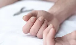 Beyaz lekelerin arkasındaki gizli neden: Tırnaklarınızdaki o lekeleri sakın görmezden gelmeyin