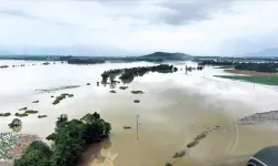 Avustralya’da sel alarmı! Binlerce kişi evlerini terk etti!