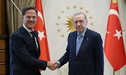 Erdoğan'dan NATO'ya net mesaj: Barış için hazırız, teröre karşı ortak mücadele şart!