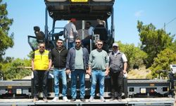 Ayvacık'ta sıcak asfalt döküm çalışmaları başladı