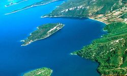 İsviçre’nin Verzasca Nehri’yle yarışıyor; tüm dünyadan akın akın turisti Ege’ye çekiyor!