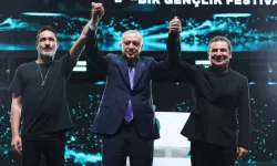 Cumhurbaşkanı Erdoğan gençlerle buluştu: GENÇFEST'te sürpriz sahne anları