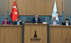 Cumhurbaşkanı Erdoğan’ın belediye sözlerine Tugay’dan yanıt: “Tarihi bir hata olarak görüyorum”