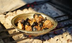 Gaziantep’te baharın mucizesi: Sarımsak Kebabı sezonu başladı