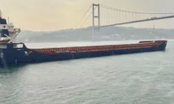 Gemi trafiğinde panik: İstanbul Boğazı’nda arızalanan gemi kurtarıldı