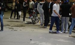 Motosiklet ve otomobil çarpıştı: 16 yaşındaki sürücü yaralandı