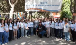 İzmir’de genç bilim insanları sahneye çıktı: Yapay zeka ve nanoteknoloji projeleri sergilendi