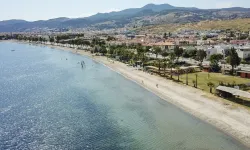 Yumuşacık kumsalı, masmavi denizi ile İzmir’in keşfedilmemiş cenneti! Ayvalık’tan çıkan bura koşuyor