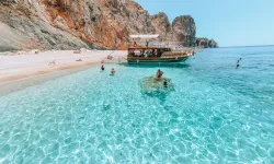 Türkiye’nin Maldivleri keşfedildi! Beyaz kumları ve turkuaz deniziyle Suluada’ya turist akını