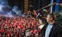 “Millet İradesine Sahip Çıkıyor” mitinglerinin altıncısı Pendik’te! Özgür Özel’den sert mesajlar!