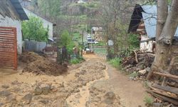 Meteoroloji uyarmıştı: Sivas’ta yağmur sele dönüştü