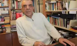 Türk sinemasının usta ismi Ali Özgentürk hayatını kaybetti