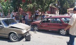 Bozdoğan'da zincirleme trafik kazası: 2 kişi hastaneye kaldırıldı