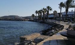 Yeni Foça’yı solladı: Rüzgar sörfü tutkunlarının yeni rotası! ESHOT’a atlayan bir saatte burada