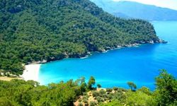 Özgür ruhlu gezginlerin uğrak noktası: Eşsiz manzaraların bulunduğu bu koy, Ölüdeniz’e yaklaşık 17 kilometre uzaklıkta!