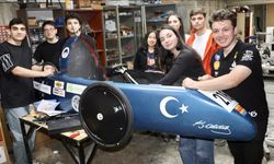 KTÜ’lü öğrencilerinden 12 yılda 8 hidrojenli araç
