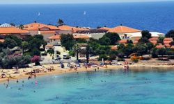 Ne Çeşme ne Urla! Havlunuzu alıp gitmeniz yetiyor: İzmir’de incecik kum ve berrak deniz arayanlar buraya gidiyor