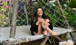 Aslı Bekiroğlu Çeşme'de aşka geldi!