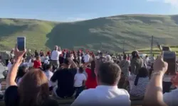 Gölgesinde saygı, ışıkta mucize: Atatürk silüeti tekrar ortaya çıktı!
