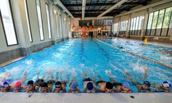 Yüzme kursunda kontenjanlar dakikalar içinde doldu!