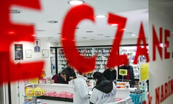 15 Temmuz İzmir nöbetçi eczaneler listesi I Bugün İzmir'de hangi eczaneler açıkı? 15 Temmuz Salı 2025 Nöbetçi Eczaneler