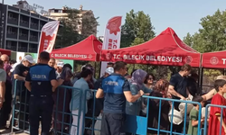 Üretici kazanamadı, belediye devreye girdi! 50 ton karpuz halkla buluştu