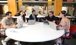 İzmir Ekonomi Üniversitesi’nden lisansüstü öğrencilere büyük burs desteği