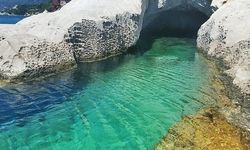Çeşme Deliklikoy değil Karaburun! Kireç taşlarının ardında saklı bir masal! Denizi cam gibi, doğası eşsiz!