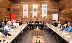 İzmir’de denetimli serbestlikte yeni dönem: Sosyal uyum, dijital takip ve rehabilitasyon projeleriyle dönüşüm başladı