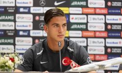 Milli futbolcu Bertuğ Yıldırım yeni aşkıyla görüntülendi