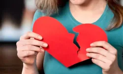 Stres kalbi gerçekten kırabilir mi? Kadınlarda sessiz tehlike: Kırık kalp sendromu