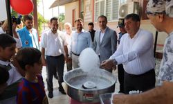 Bayındır’da anlamlı bir tören: Kur’an öğrencilerine pamuk şeker hazırladı