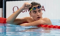 Dünya şampiyonası finalinde 6'ıncı olan Türk sporcu! 17 yaşındaki Milli yüzücüden büyük başarı