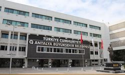Antalya Büyükşehir Belediyesi’ne operasyon: 17 kişi gözaltında!