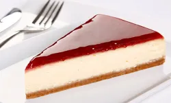 İlk denemede tam kıvam: Cheesecake sevenlere özel frambuazlı tarif