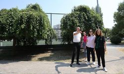 Karşıyaka'nın parkları artık daha konforlu: Yürüyüş yolu ve sosyal alanlar yenileniyor