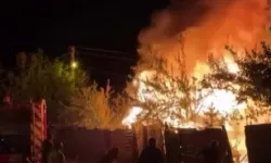 Sivas’ta korkutan yangın! Garaj küle döndü