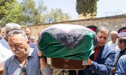 Tacettin Bayır’ın annesi Güler Bayır’a son veda: Başkan Tugay yalnız bırakmadı