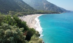 Fethiye’nin masmavi denizi ve eşsiz doğası büyülüyor: Tabiat parkı statüsüyle korunan bu saklı cennet sizi bekliyor!