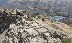 Palu Kalesi’nde Osmanlı, Bizans ve Urartu izleri bulundu