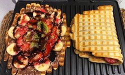 Evde waffle yapmak hiç bu kadar kolay olmamıştı! Tost makinesinde pofuduk waffle tarifi