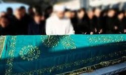 Manisa’da traktörü durdurmak isterken ağır yaralanmıştı! O gençten acı haber geldi
