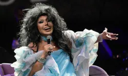 Bülent Ersoy estetik operasyon geçirdi! Hastane odasından paylaşım yaptı