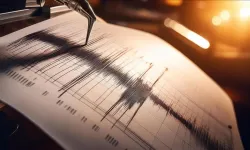 5.1'lik deprem! Depremin merkez üssü ve derinliği açıklandı