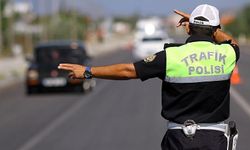 İzmir’de trafikte kavga pahalıya patladı! Motosiklet sürücüsüne 180 bin TL ceza