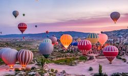 Kapadokya'da balon keyfine rüzgar molası: Sıcak hava balonu uçuşları 2 gün iptal edildi